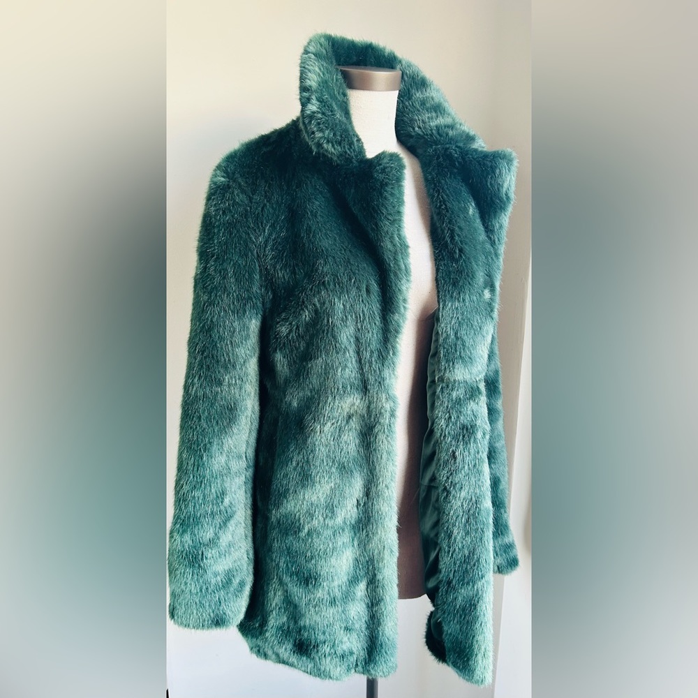 Bardot emerald green luscious fur coat, size 6, Beth Dutton style